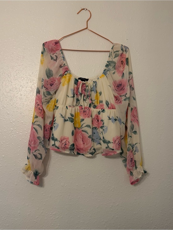 Forever 21 Tops - Forever 21 Floral Scoop-Neck Long Sleeve Blouse - Pink & Yellow on Cream